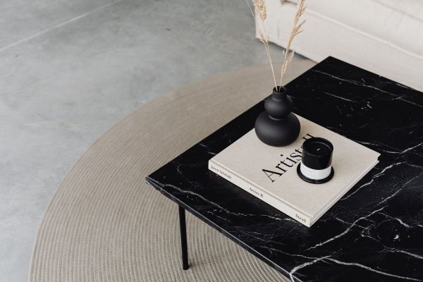 Table basse noire : découvrez nos services et options de livraison